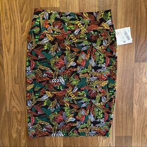 NWT Lularoe Feather Print Cassie Skirt